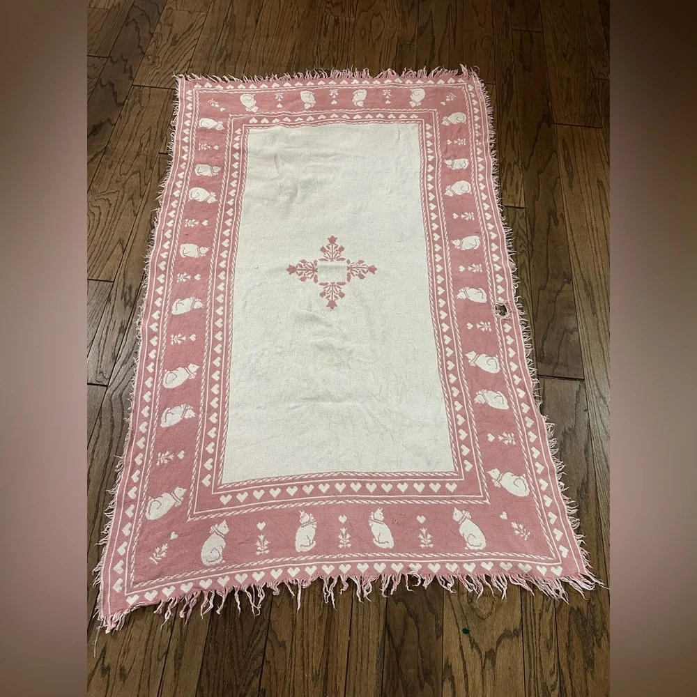 Pink and White Kitty Cat Throw Blanket 68x43” Fair Condition with Flaws